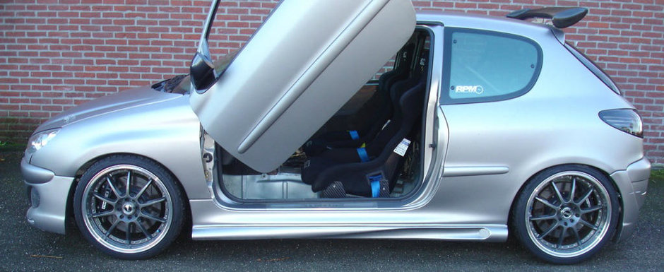 I-a trantit sub capota un motor VTEC, apoi i-a pus Lambo Doors. ASTAZI il vinde pentru aceasta suma I-a trantit sub capota un motor VTEC, apoi i-a pus Lambo Doors. ASTAZI il vinde pentru aceasta suma