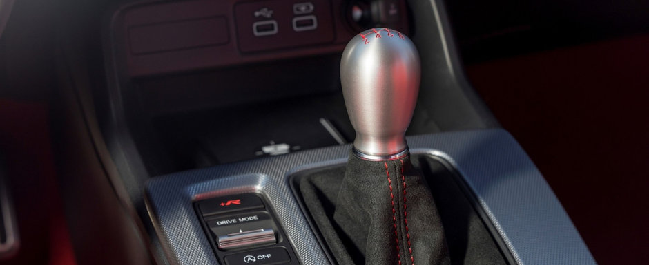 I got the magic stick: Trei hot-hatch-uri pe care inca le poti avea cu transmisie manuala