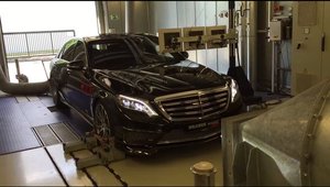 Ia o scurta pauza si aseaza-te bine pe scaun. Brabus te invita la o sesiune dyno cu un Mercedes S-Class de 900 CP.