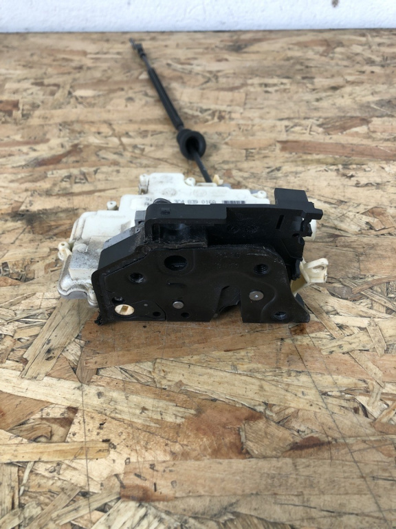 Iala broasca dreapta spate VW passat B7 4motion combi 2012 (3C4839016A)