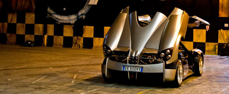 Iar premiul pentru cel mai rapid automobil din istoria Top Gear ii revine lui... Iar premiul pentru cel mai rapid automobil din istoria Top Gear ii revine lui...