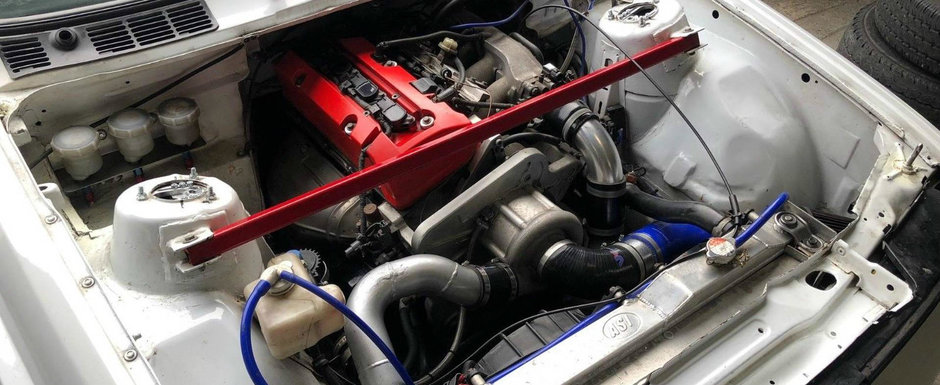 Ideea lui a impartit pasionatii auto in doua. Acum vinde singurul E30 cu MOTOR VTEC din lume Ideea lui a impartit pasionatii auto in doua. Acum vinde singurul E30 cu MOTOR VTEC din lume