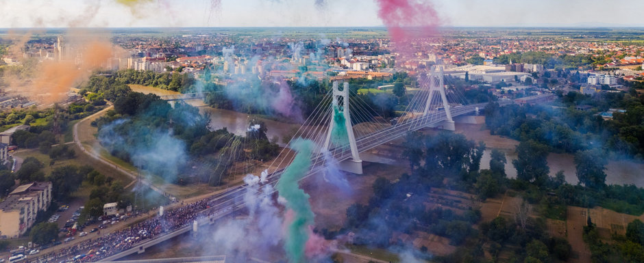 Imagini spectaculoase cu cel mai lung pod hobanat din Romania. Cum arata bijuteria care a costat aproape 40 de milioane de euro Imagini spectaculoase cu cel mai lung pod hobanat din Romania. Cum arata bijuteria care a costat aproape 40 de milioane de euro