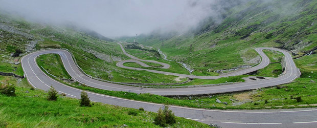 Imagini spectaculoase cu Transfagarasan. Cel mai frumos drum din Romania tocmai a implinit 51 de ani