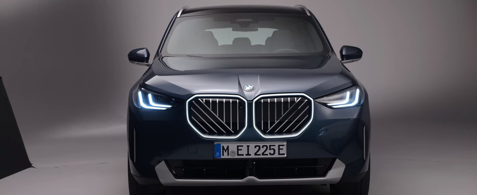 Imaginile care au starnit hohote de ras. Noua masina de la BMW are o grila frontala care arata ca si carcasa unui PC. Video ca sa te convingi si singur Imaginile care au starnit hohote de ras. Noua masina de la BMW are o grila frontala care arata ca si carcasa unui PC. Video ca sa te convingi si singur