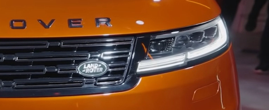 Imaginile care le dau fiori nemtilor. Noul Range Rover Sport vine sa dea BMW X5 si Mercedes GLE jos de pe tron. Cum arata in realitate Imaginile care le dau fiori nemtilor. Noul Range Rover Sport vine sa dea BMW X5 si Mercedes GLE jos de pe tron. Cum arata in realitate