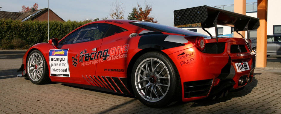 Imbunatatirea unei masini de curse: Racing One modifica modelul Ferrari 458 Challenge