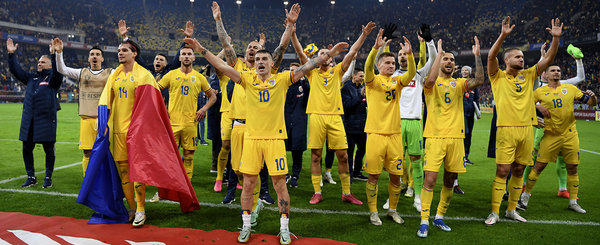 Impreuna sub Tricolor: Sustinem cu pasiune echipa nationala de fotbal a Romaniei