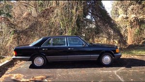 In 1991 costa 77.000$ si era cel mai luxos Mercedes. Cum arata astazi modelul 560SEL cu doua claxoane