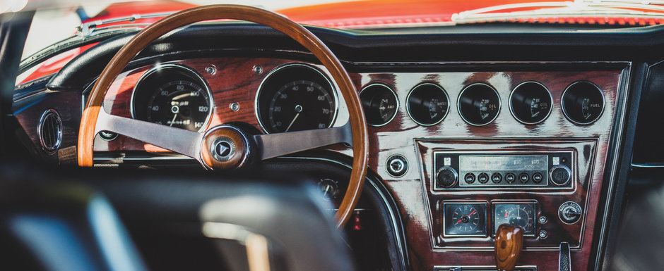 In anii '60 era mai scumpa decat un Porsche. Una dintre cele mai rare masini japoneze s-ar putea vinde acum cu 850.000 de dolari In anii '60 era mai scumpa decat un Porsche. Una dintre cele mai rare masini japoneze s-ar putea vinde acum cu 850.000 de dolari