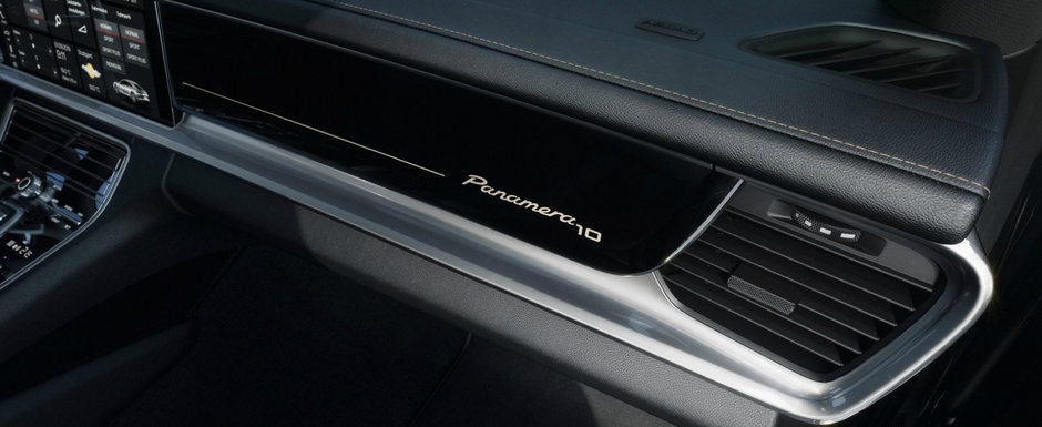 In urma cu un deceniu uimea o lume intreaga. 10 ani de PORSCHE PANAMERA marcati de o editie speciala In urma cu un deceniu uimea o lume intreaga. 10 ani de PORSCHE PANAMERA marcati de o editie speciala