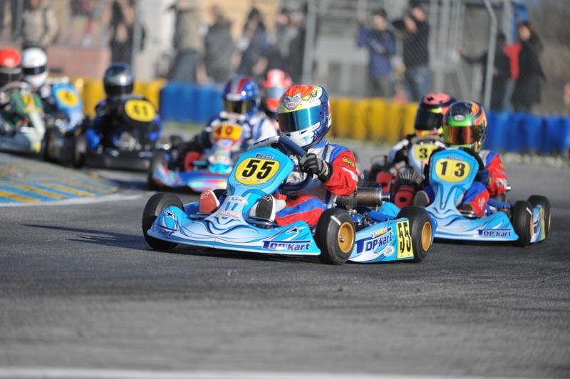 In week-end-ul 2-3 Aprilie, pilotii romani, au asaltat pistele internationale de karting