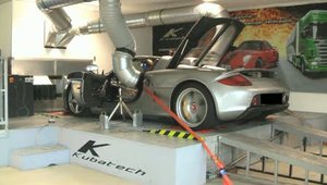 Inapoi in trecut: Kubatech modifica legendarul Porsche Carrera GT