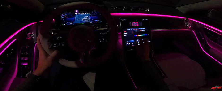 Inca o dovada ca noul S-Class e la ani lumina de A8 si Seria 7. Noaptea, interiorul limuzinei se transforma complet Inca o dovada ca noul S-Class e la ani lumina de A8 si Seria 7. Noaptea, interiorul limuzinei se transforma complet