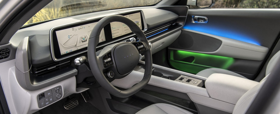 Inca o palma data nemtilor. Un Hyundai a batut BMW si a fost incoronat, pentru al doilea an la rand, World Car of the Year Inca o palma data nemtilor. Un Hyundai a batut BMW si a fost incoronat, pentru al doilea an la rand, World Car of the Year