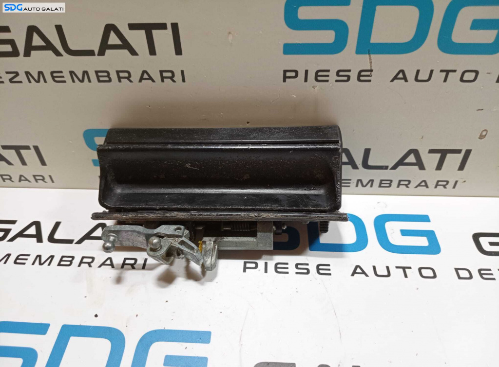 Incuietoare Broasca Haion Haion Portbagaj Seat Toledo 2 1995 - 2002 Cod 1M5827561E [M6522]