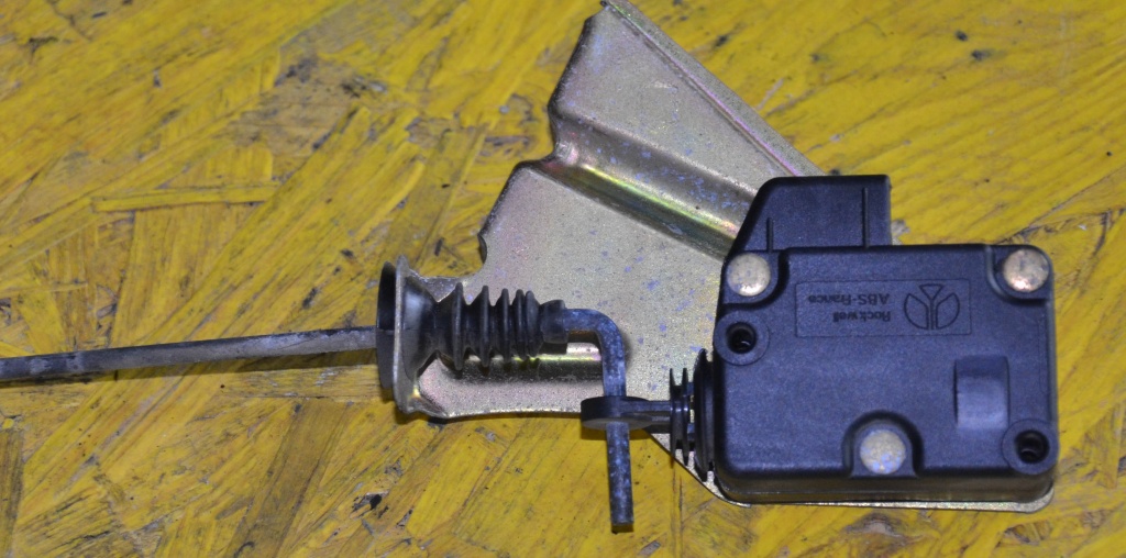 Incuietoare broasca rezervor Peugeot 607 1999~~2004