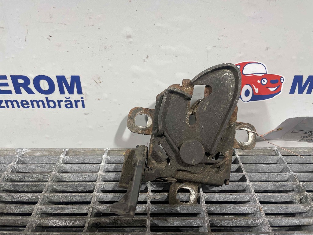 INCUIETOARE CAPOTA FATA ALFA ROMEO 159 - - (2005 2012)