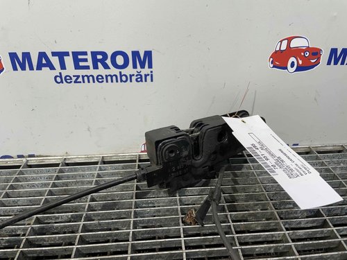 INCUIETOARE CAPOTA FATA AUDI A4 A4 - - (2012 2015)