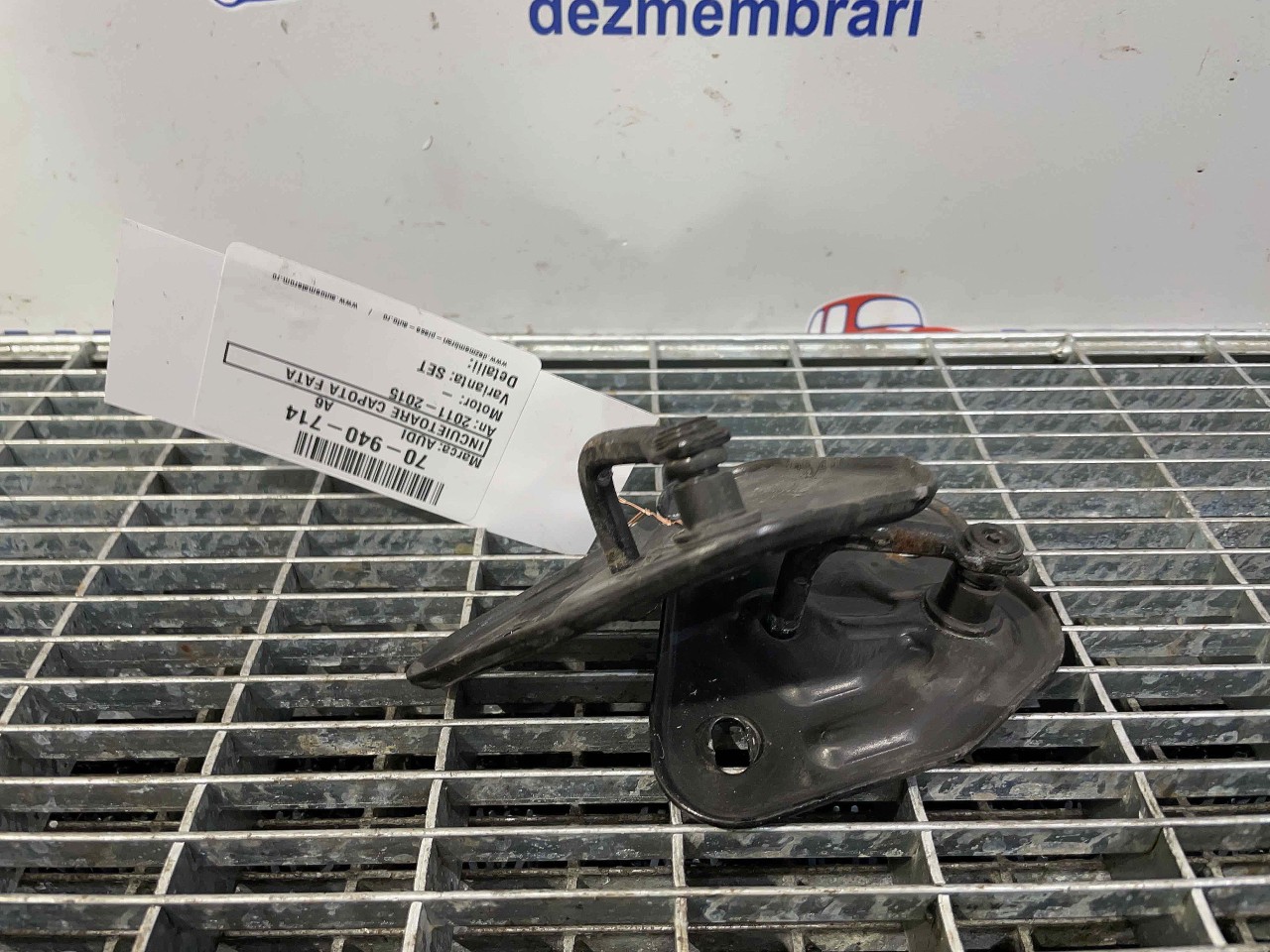 INCUIETOARE CAPOTA FATA AUDI A6 A6 - - (2011 2015)