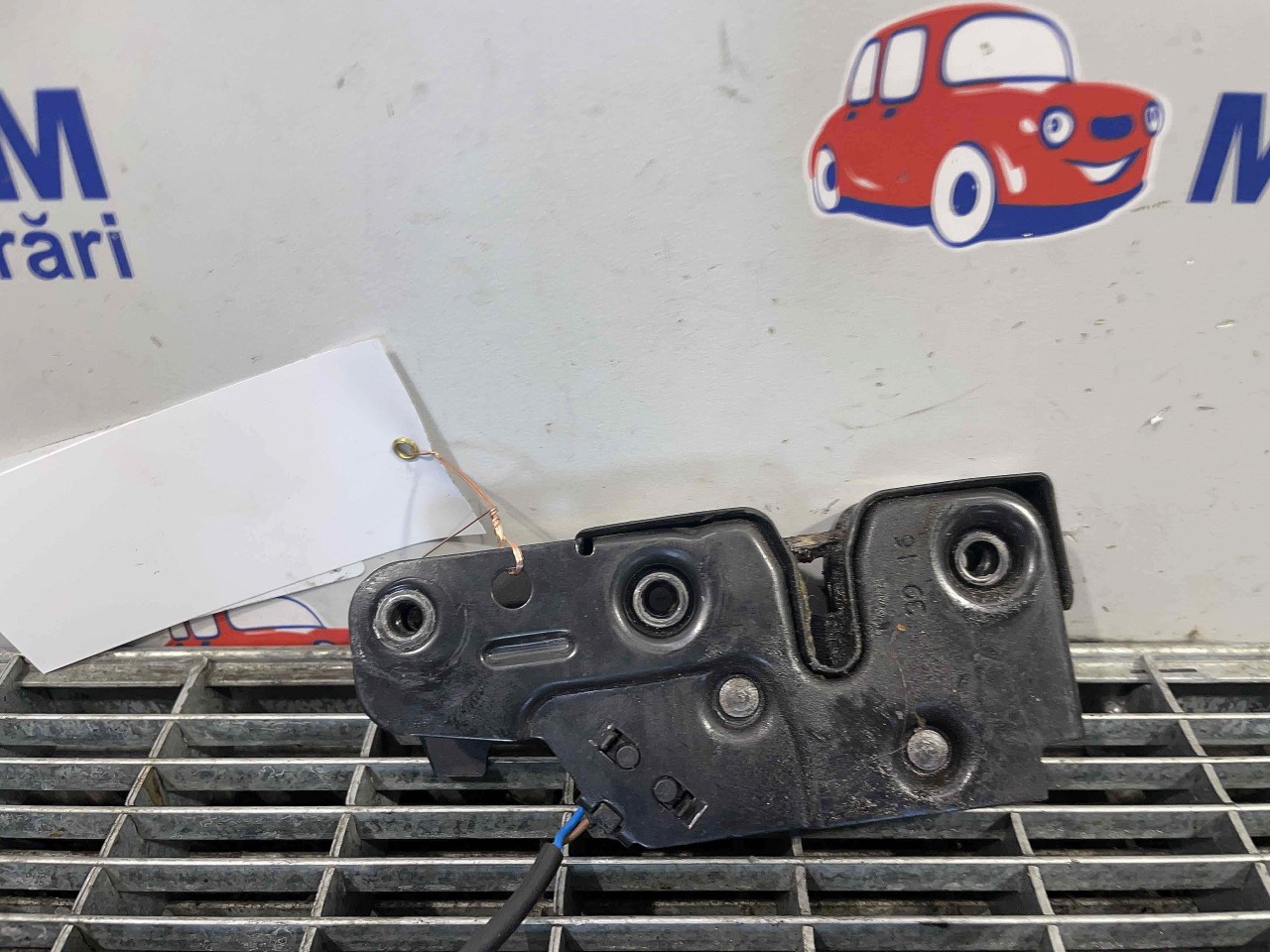 INCUIETOARE CAPOTA FATA AUDI Q5 Q5 - - (2008 2013)