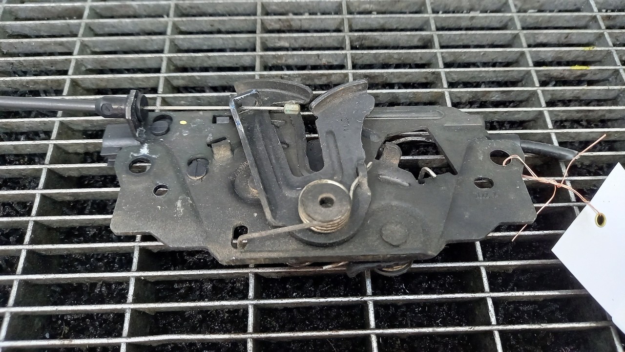 INCUIETOARE CAPOTA FATA FORD FOCUS - - (2011 2014)