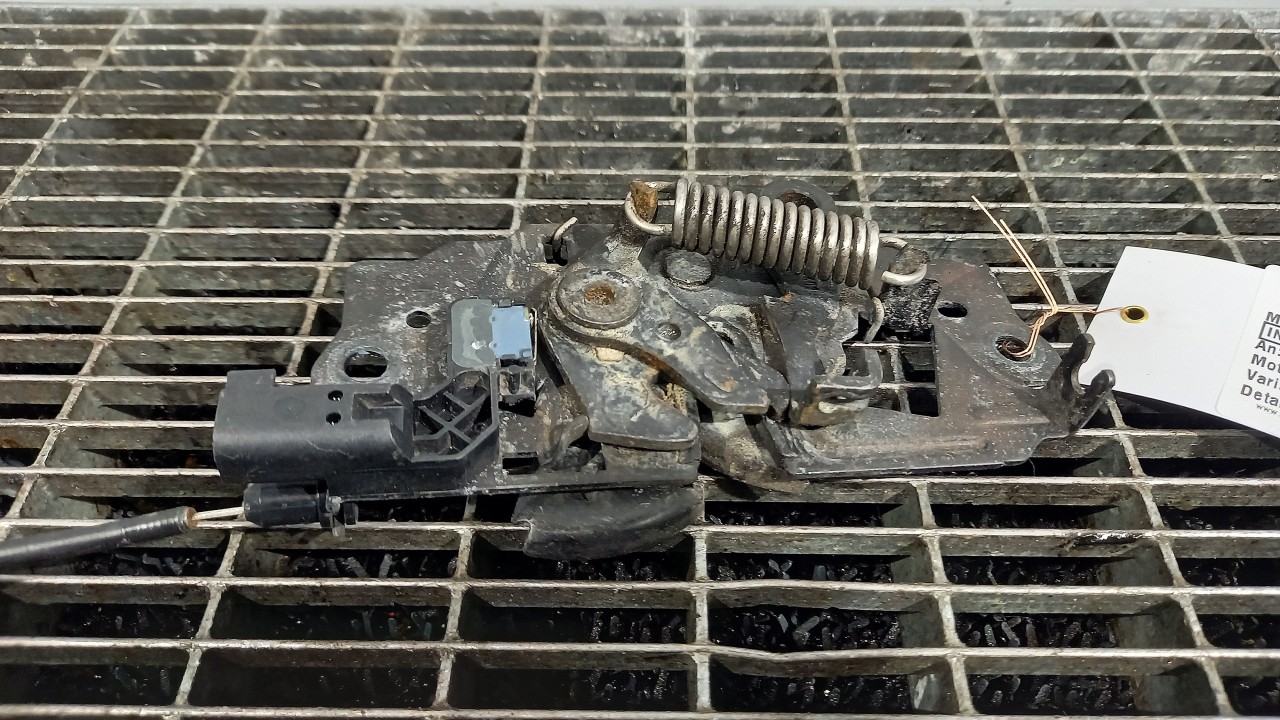 INCUIETOARE CAPOTA FATA FORD FOCUS FOCUS - - (2011 2014)