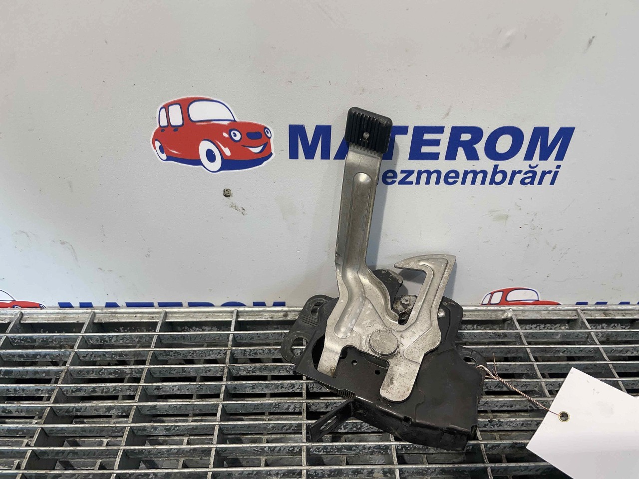 INCUIETOARE CAPOTA FATA HONDA CRV - - (2