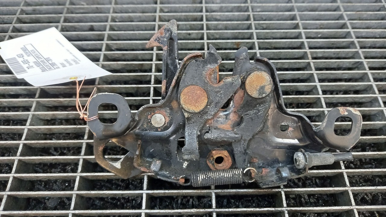 INCUIETOARE CAPOTA FATA NISSAN PATHFINDER PATHFINDER - - (2005 2010)