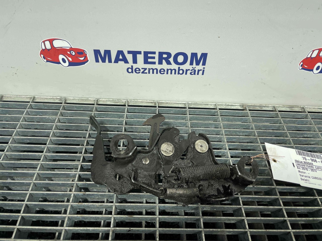 INCUIETOARE CAPOTA FATA NISSAN QASHQAI QASHQAI - - (2010 2014)