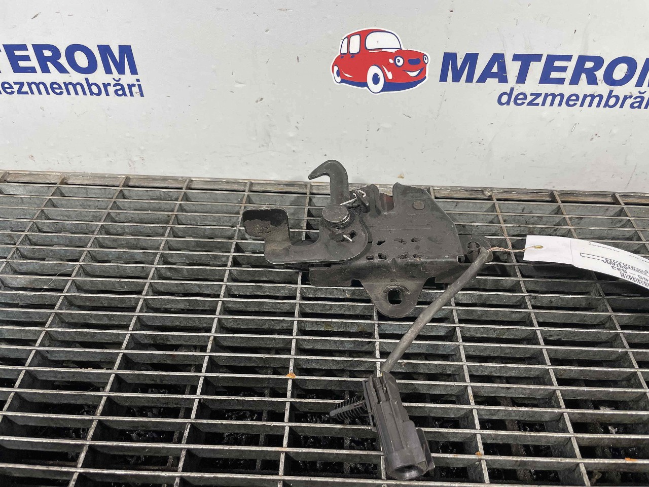 INCUIETOARE CAPOTA FATA OPEL ANTARA ANTARA - - (2010 2015)