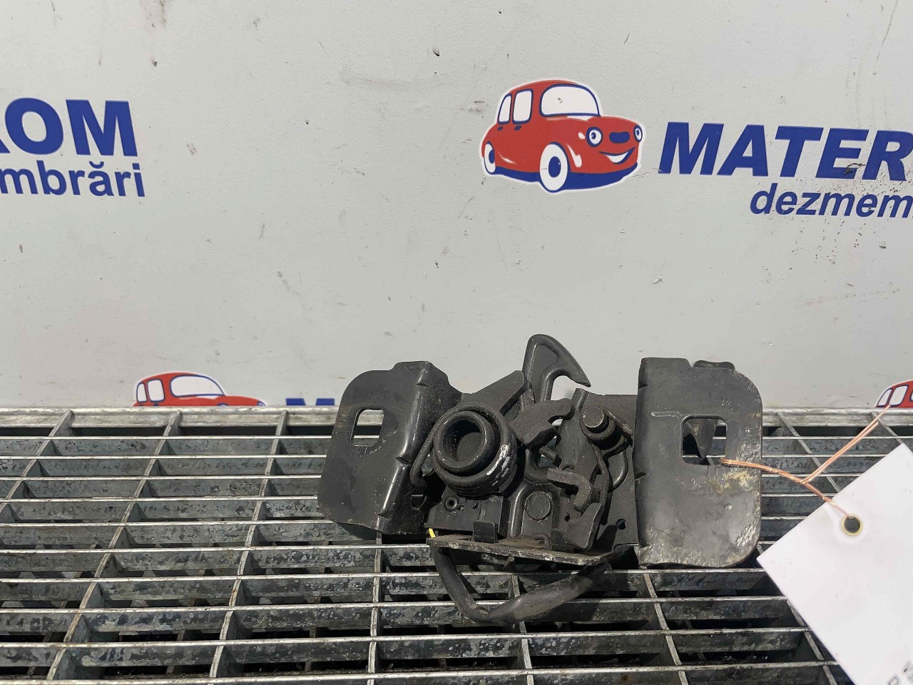 INCUIETOARE CAPOTA FATA OPEL ASTRA K B14XFL - (2015 2021)