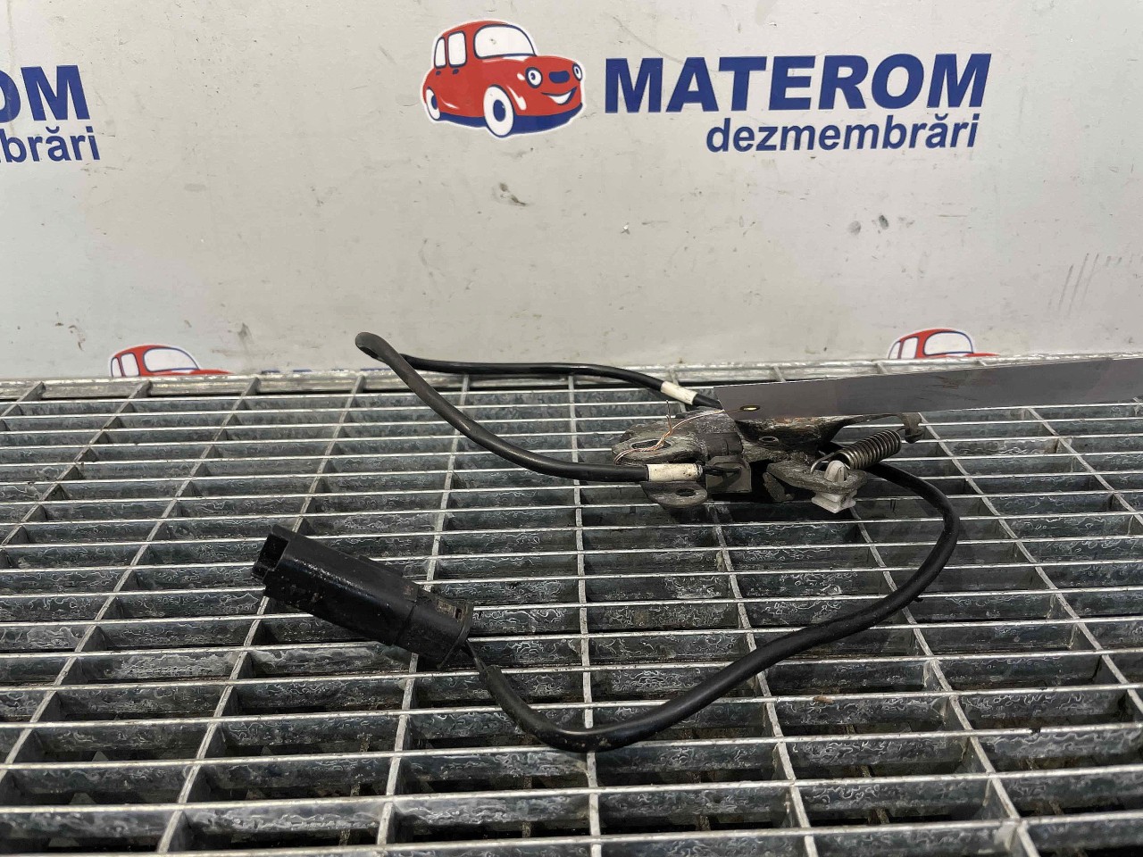 INCUIETOARE CAPOTA FATA OPEL GRANDLAND X GRANDLAND X - - (2017 2021)