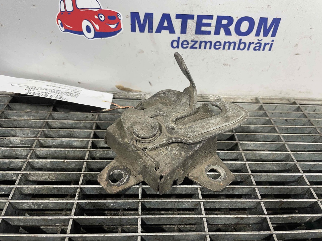 INCUIETOARE CAPOTA FATA PEUGEOT BOXER - - (2006 2014)