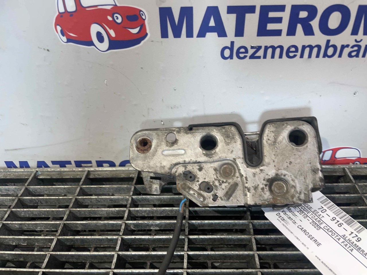 INCUIETOARE CAPOTA FATA SEAT ALHAMBRA - - (2010 2020)
