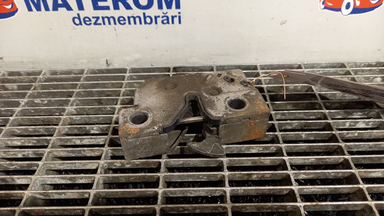INCUIETOARE CAPOTA FATA SEAT TOLEDO TOLEDO - - (2012 2019)