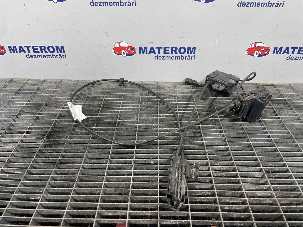 INCUIETOARE CAPOTA FATA VOLVO S60 S60 2.0 D - (2011 2018)