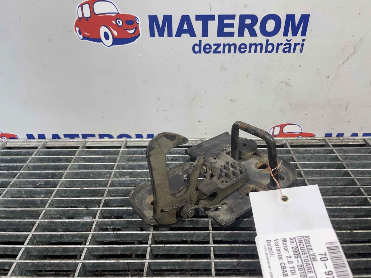 INCUIETOARE CAPOTA FATA VW PASSAT 2.0 TDI - (2005 2010)