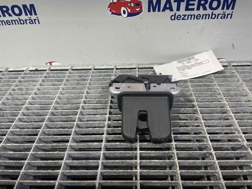 INCUIETOARE CAPOTA SPATE AUDI A4 A4 - - (2007 2010)