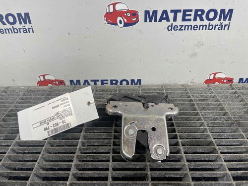 INCUIETOARE CAPOTA SPATE AUDI A4 A4 - - (2007 2011)
