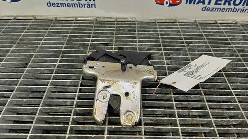 INCUIETOARE CAPOTA SPATE AUDI A4 A4 - - (2007 2012)