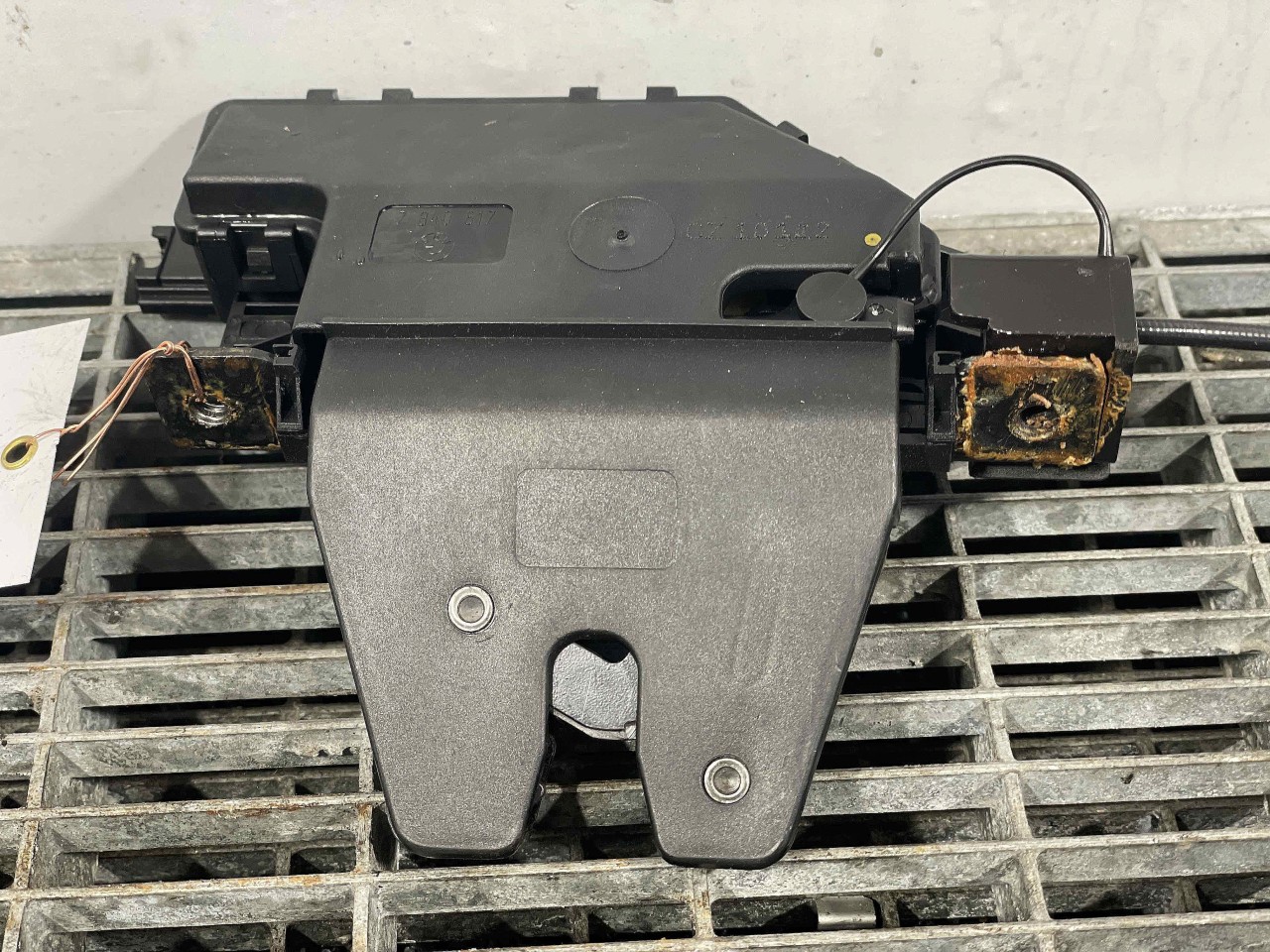 INCUIETOARE CAPOTA SPATE BMW SERIA 3 E 92 SERIA 3 E 92 - - (2007 2010)