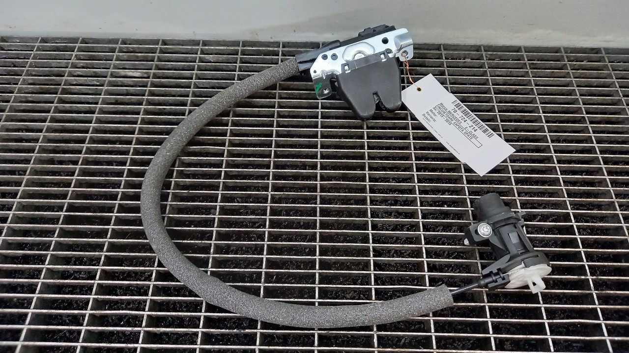 INCUIETOARE CAPOTA SPATE MERCEDES E-CLASS E-CLASS - - (2013 2015)