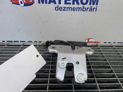 INCUIETOARE CAPOTA SPATE VW PASSAT CC - - (2012 2016)