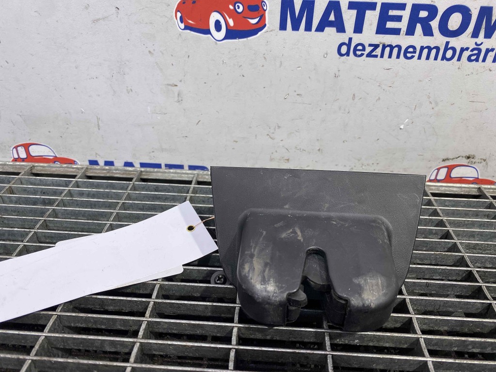 INCUIETOARE HAION AUDI A3 - - (2004 2007)