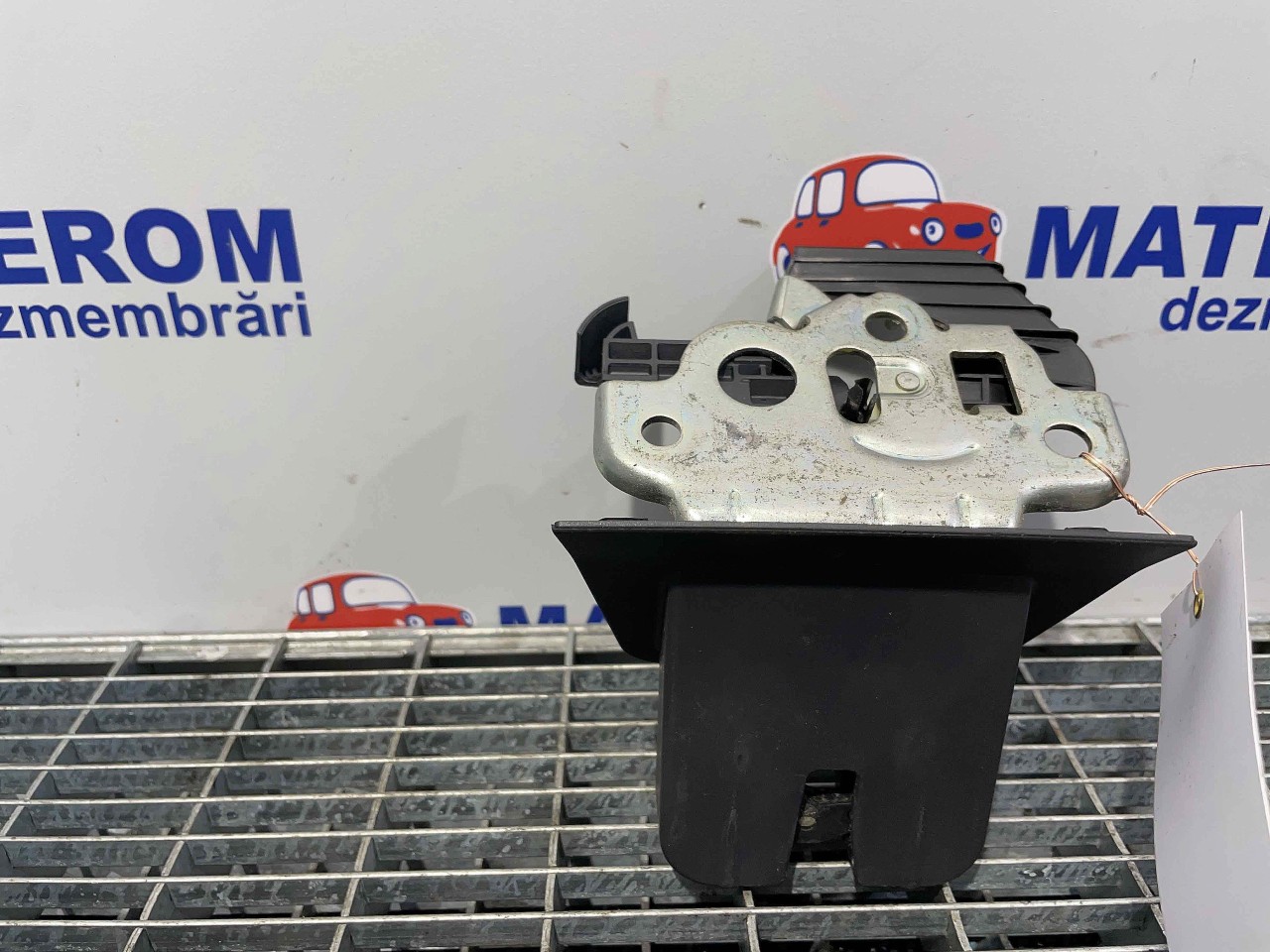 INCUIETOARE HAION AUDI A4 - - (2012 2015)
