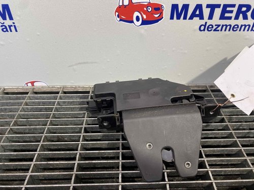 INCUIETOARE HAION BMW SERIA 1 E 87 - - (2004 2007)
