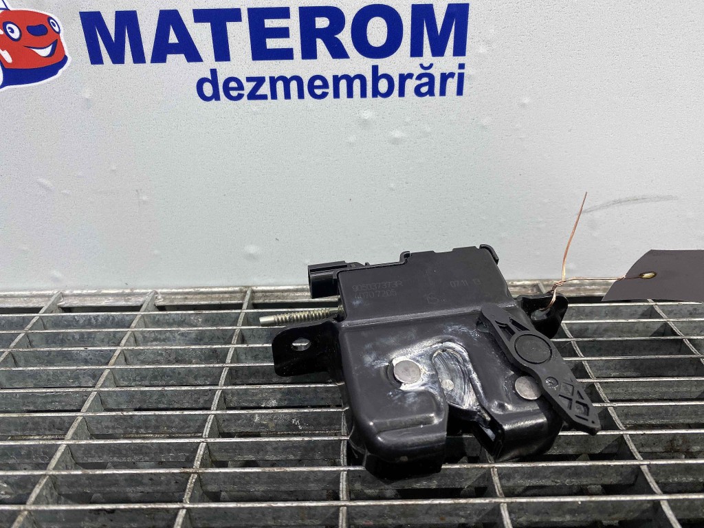 INCUIETOARE HAION DACIA SANDERO - - (201
