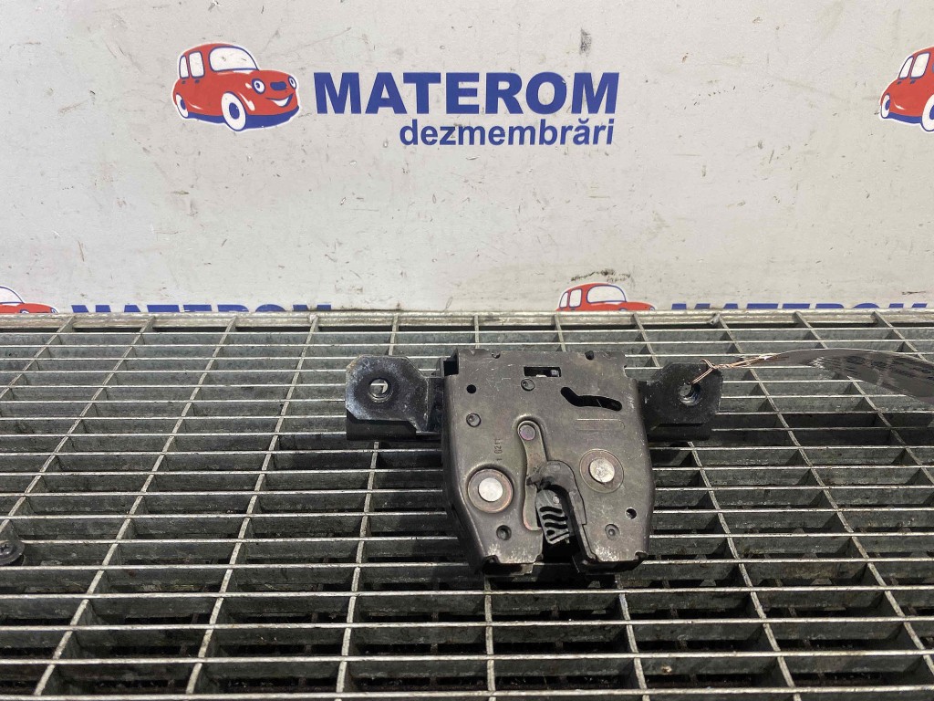 INCUIETOARE HAION OPEL ASTRA J - - (2009 2012)