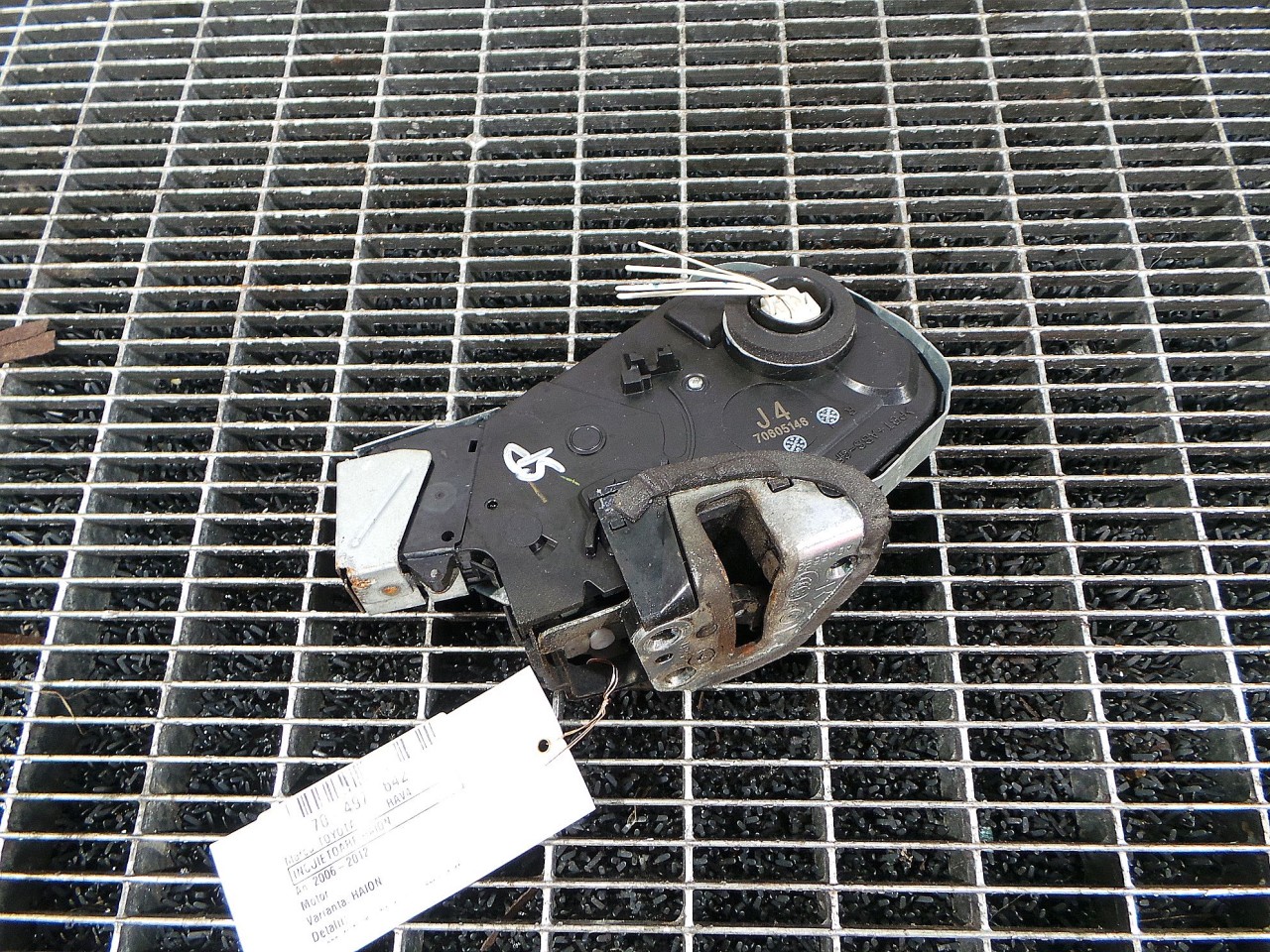 INCUIETOARE HAION TOYOTA RAV4 RAV4 - - (2006 2012)